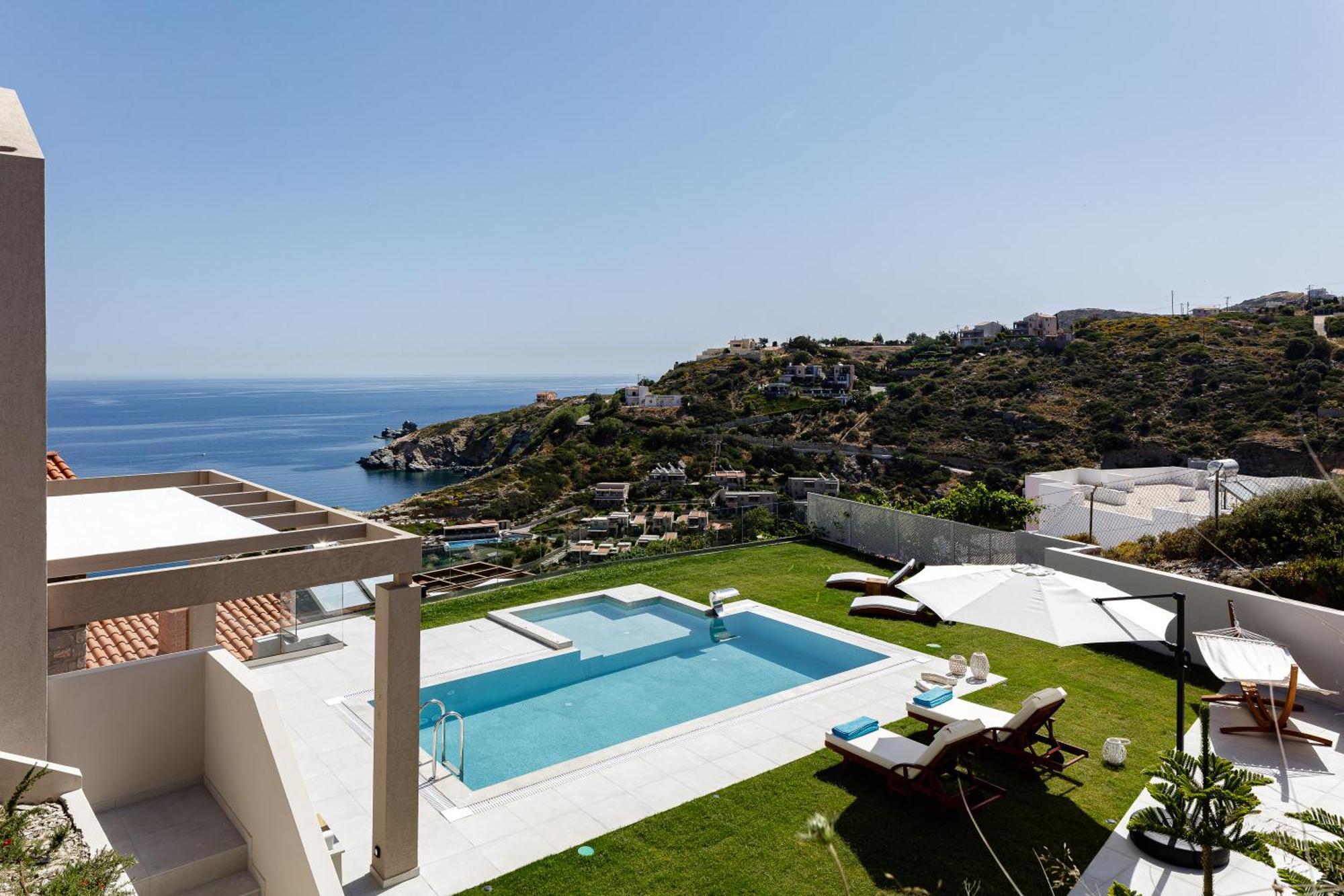 Villa Ligaria Pinnacle Exterior photo